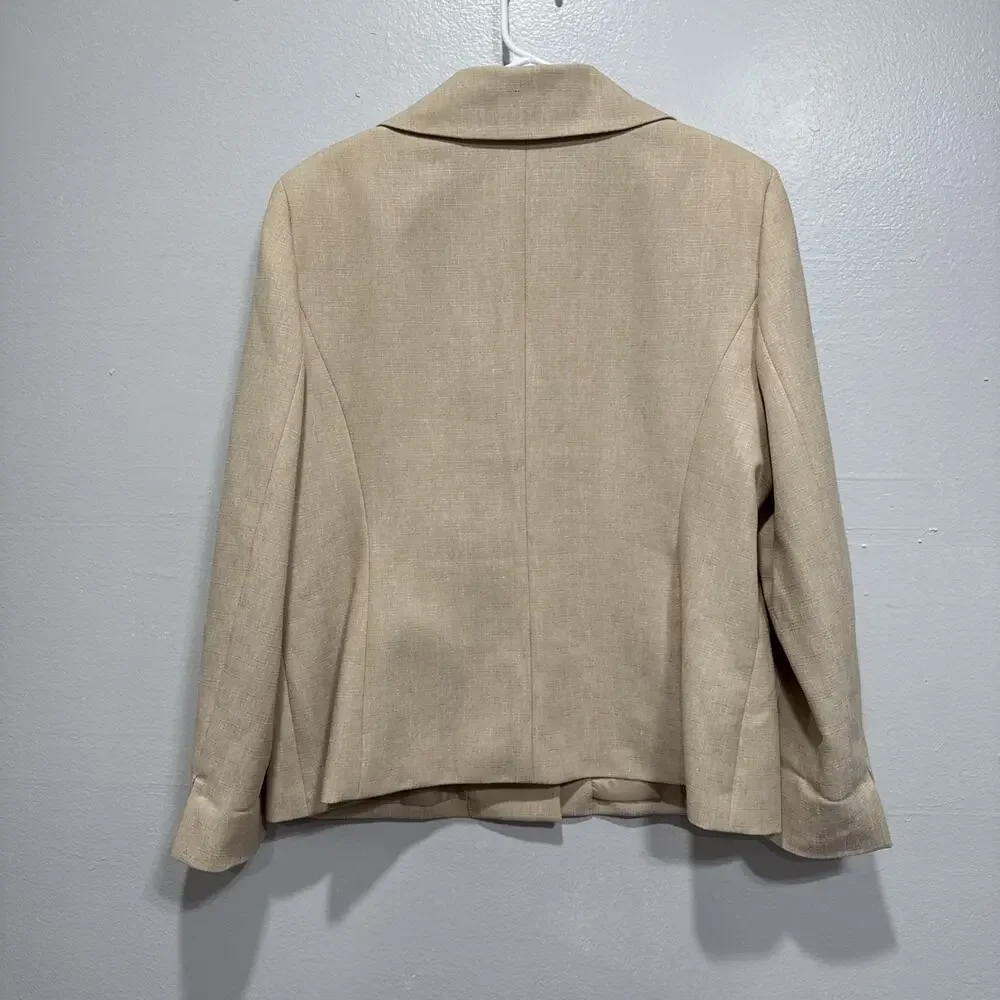 Le Suit Women's Blazer Jacket Pleated Colar Three Button Size 18 Beige Classic - Picture 3 of 10